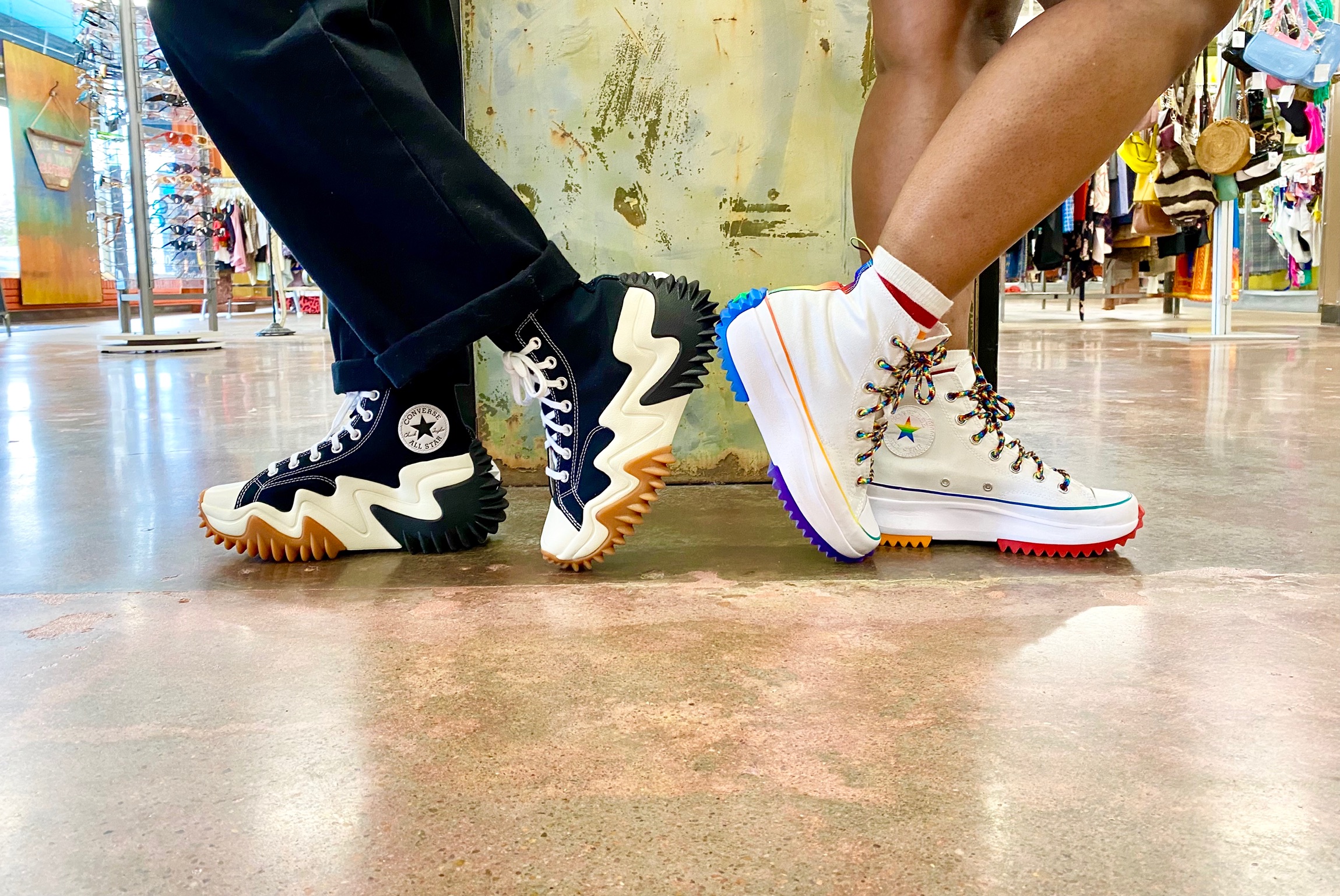 Two pairs of converse Run Star Hike platform Sneakers