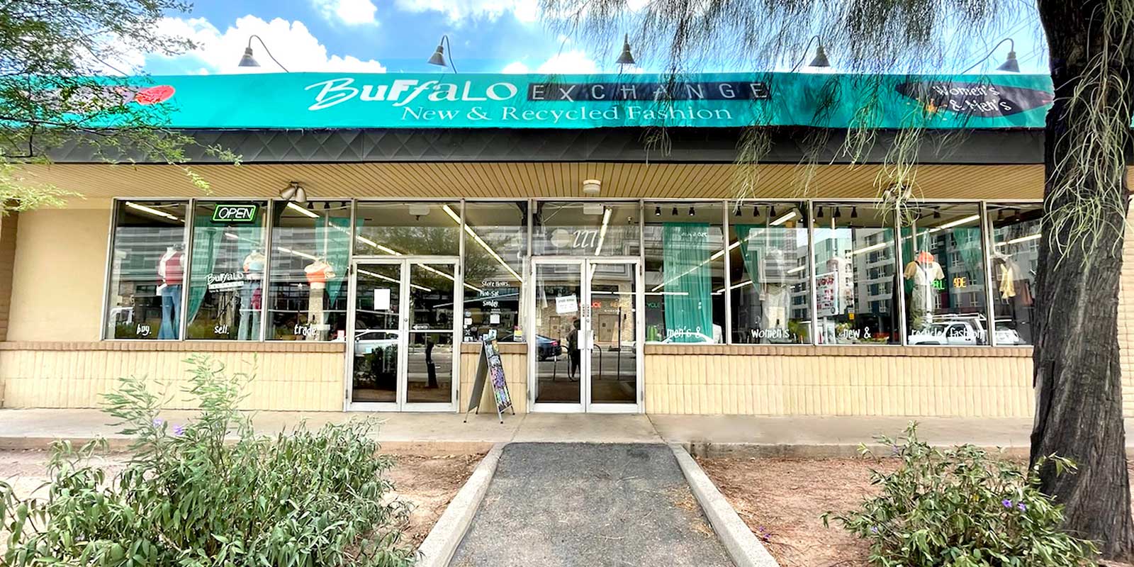 AZ2 Store front of Buffalo Exchange Tempe