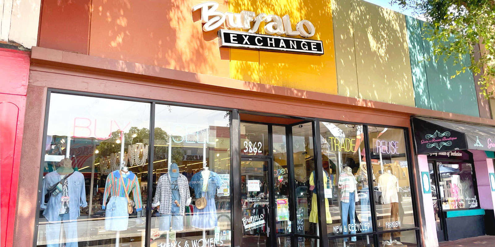 Exterior of Buffalo Exchange San Diego, Hillcrest